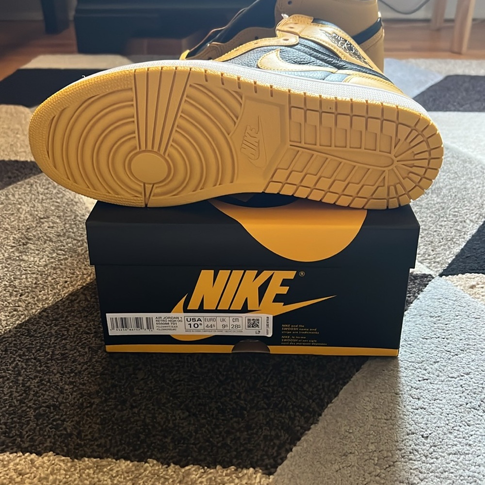 Air Jordan I - Picture 4 of 8